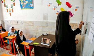 معلمان با شیوههای جذاب و متنوع آموزشی و تربیتی آشنا شون