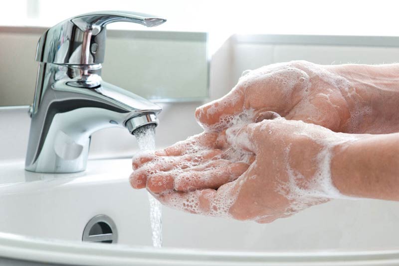  شستن مرتب دست‌ها راه‌ مهم پیشگیری از عفونت‌های تنفسی