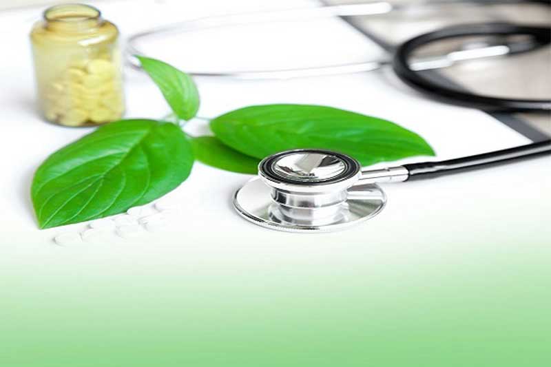 هشدار وزارت بهداشت درباره انجام ۳ کار در طب سنتی