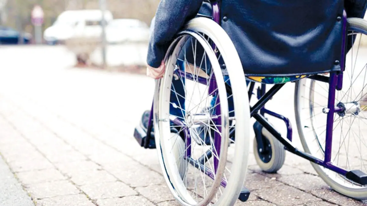 برخی معلولان پشت‌ نوبت دریافت وسایل کمک‌ توانبخشی / چشم امید به «بیمه تکمیلی»