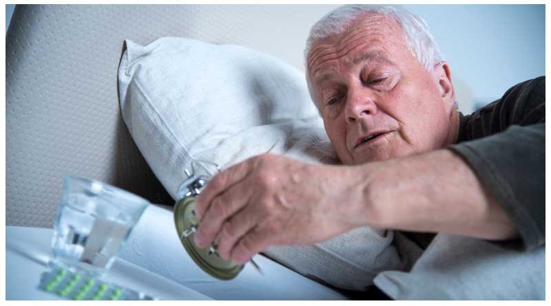 بی‌خوابی سالمندان و چند توصیه برای مقابله با آن