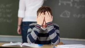 چه آسیبهای اجتماعی دانشآموزان را تهدید میکند؟