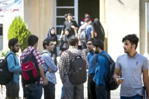 ضرورت خویشتنداری در مواجهه با خطاهای کوچک جوانان