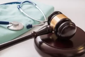 رشد ۱۰درصدی شکایات قصور پزشکی/ بیشترین شکایات در حوزه زیبایی