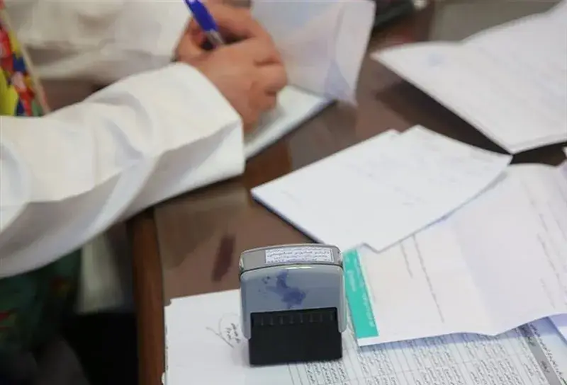 ۴۰۰۰۰روان‌شناس بدون پروانه کار