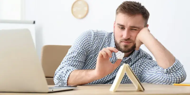 کمال گرایی چگونه موجب اهمال کاری و تعویق در تصمیم گیری می شود؟