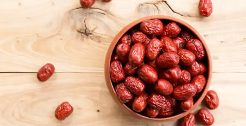 عناب؛ میوه‌ای کوچک با اثراتی شگفت‌انگیز بر خواب، قلب و کبد