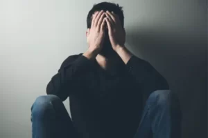 افسردگی و اضطراب شایع‌ترین اختلالات روانی در کشور/ میزان واقعی مصرف الکل در جامعه شاید بیشتر از آمار رسمی باشد