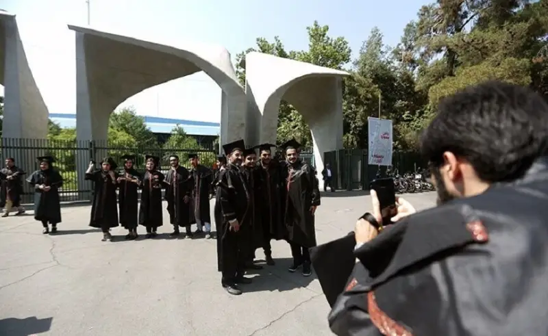 چرا دانشگاه از چشم مردم افتاده است؟