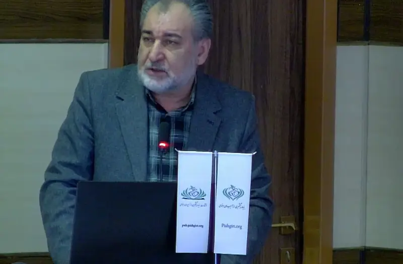 اهمیت پیشگیری از خودکشی نوجوانان و نقش فضای مجازی